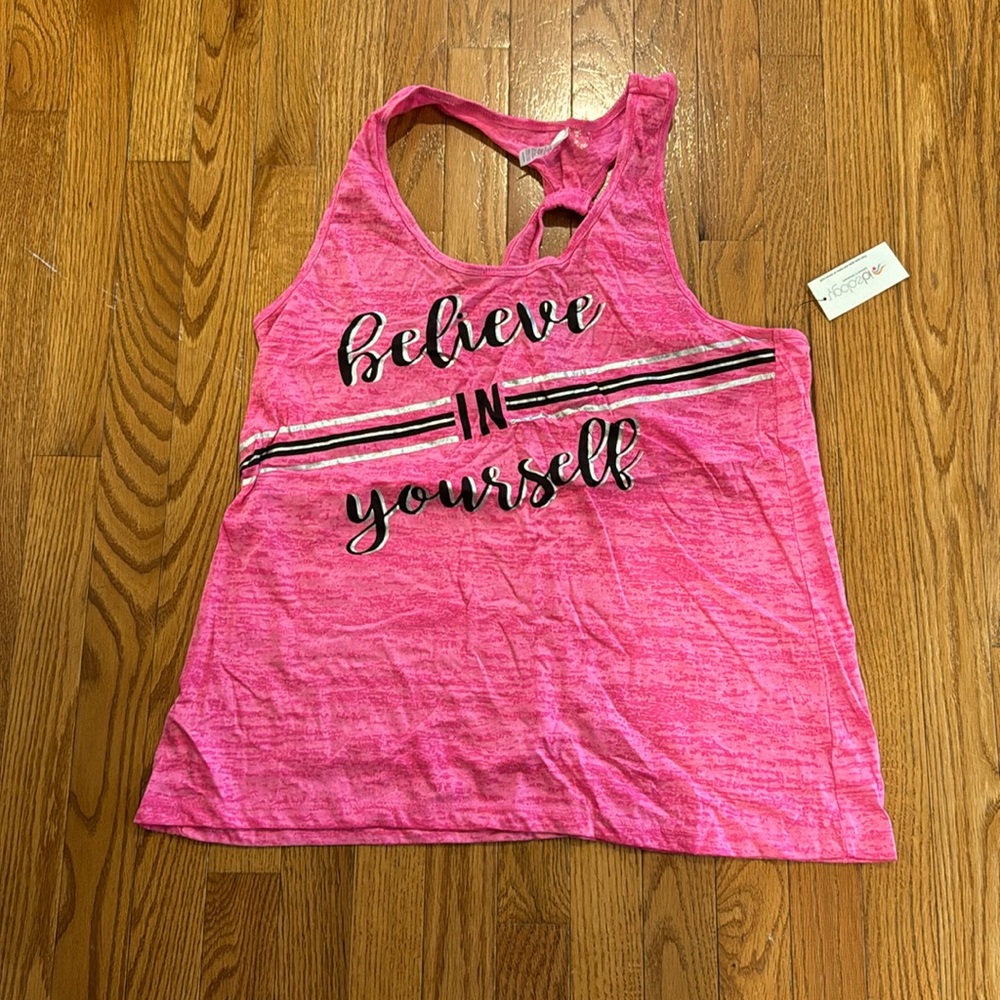 Ladies workout tank top size XL NWT